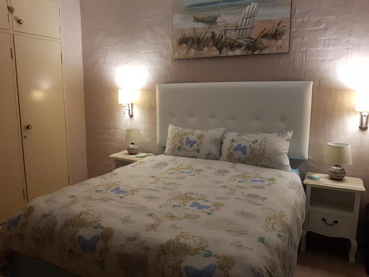 Ballito 69 Perissa Santorini Sea View, Walk To Beach -Family Only 外观 照片