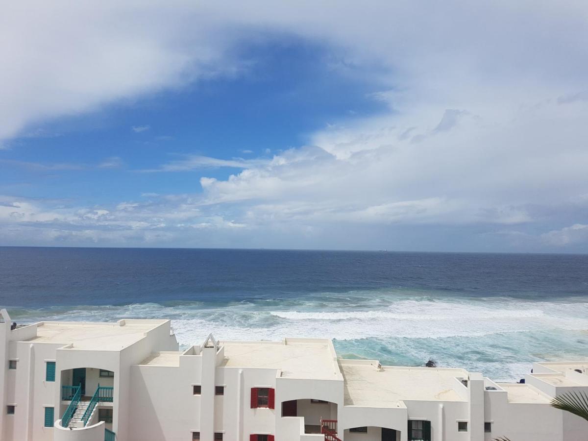 Ballito 69 Perissa Santorini Sea View, Walk To Beach -Family Only 外观 照片