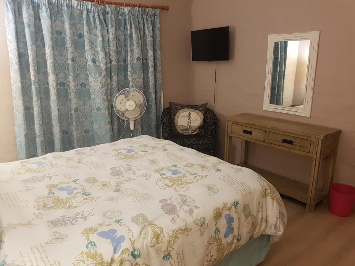 Ballito 69 Perissa Santorini Sea View, Walk To Beach -Family Only 外观 照片