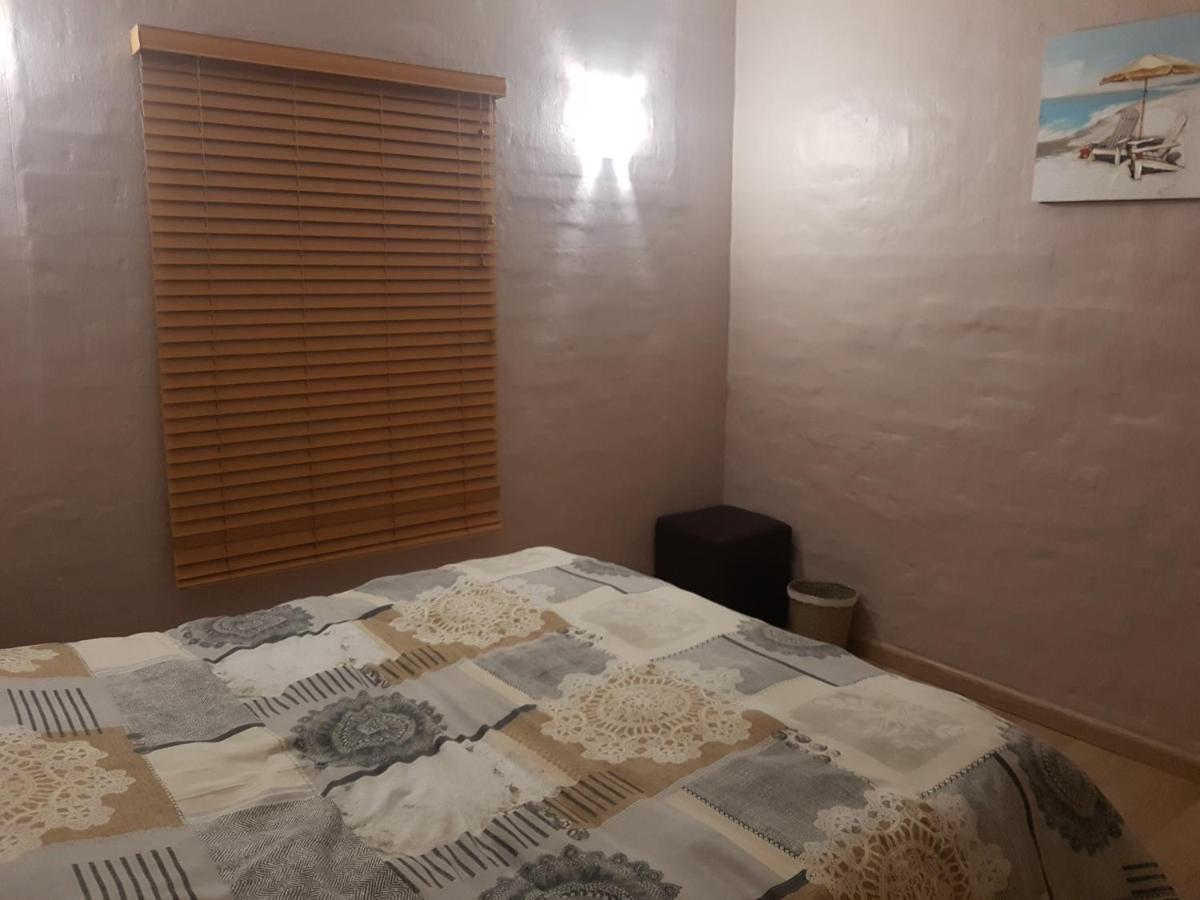 Ballito 69 Perissa Santorini Sea View, Walk To Beach -Family Only 外观 照片